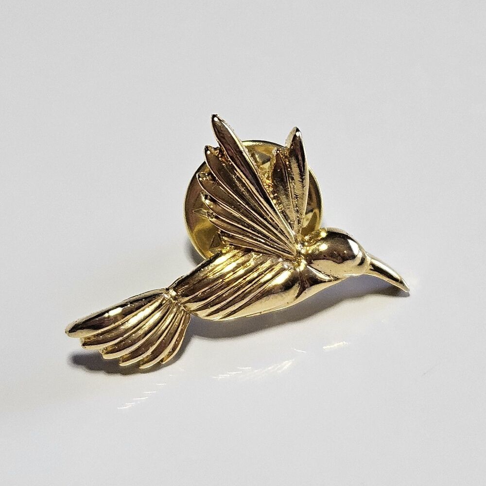 Vintage Gold Tone Pin Hummingbird In Flight Lapel Hat Brooch